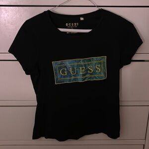 A guess shirt